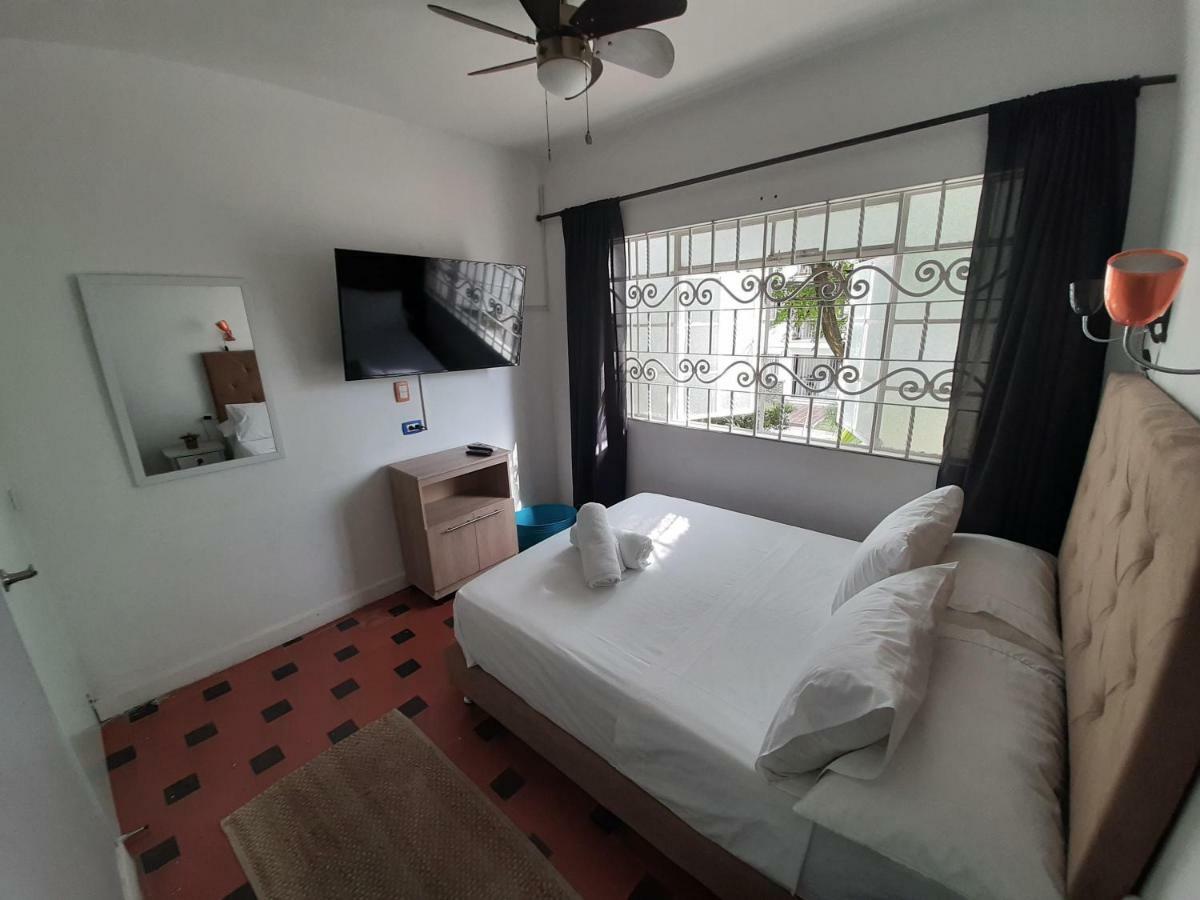 Noah Boutique Hostels Medellín Oda fotoğraf